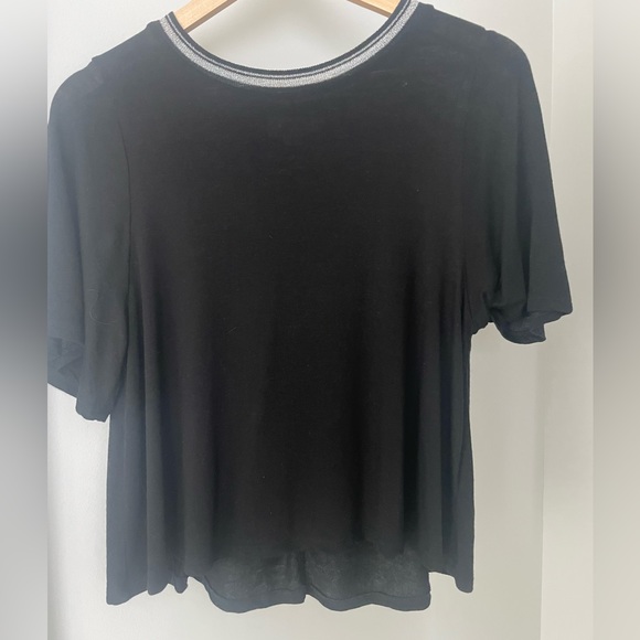 Velvet by Graham and Spencer black t-shirt with silver neck detail XS - Picture 4 of 7